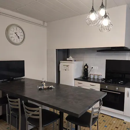 Semesterbostad Maison Familiale