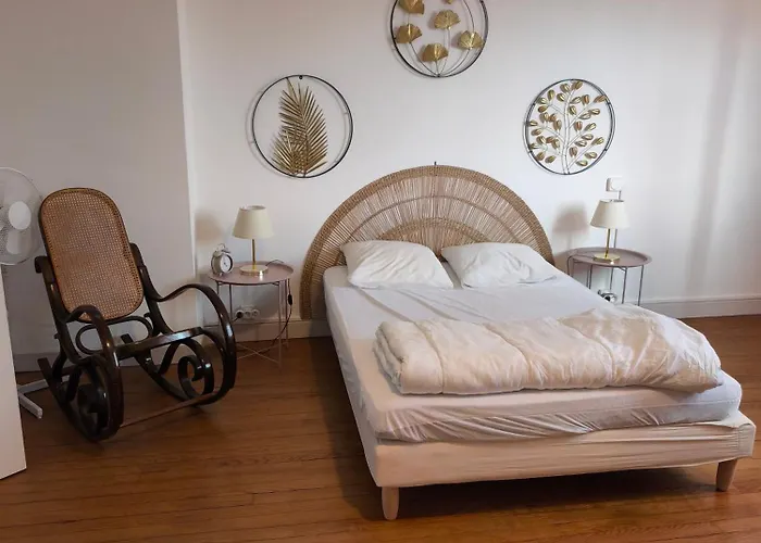 Maison Familiale * Орле